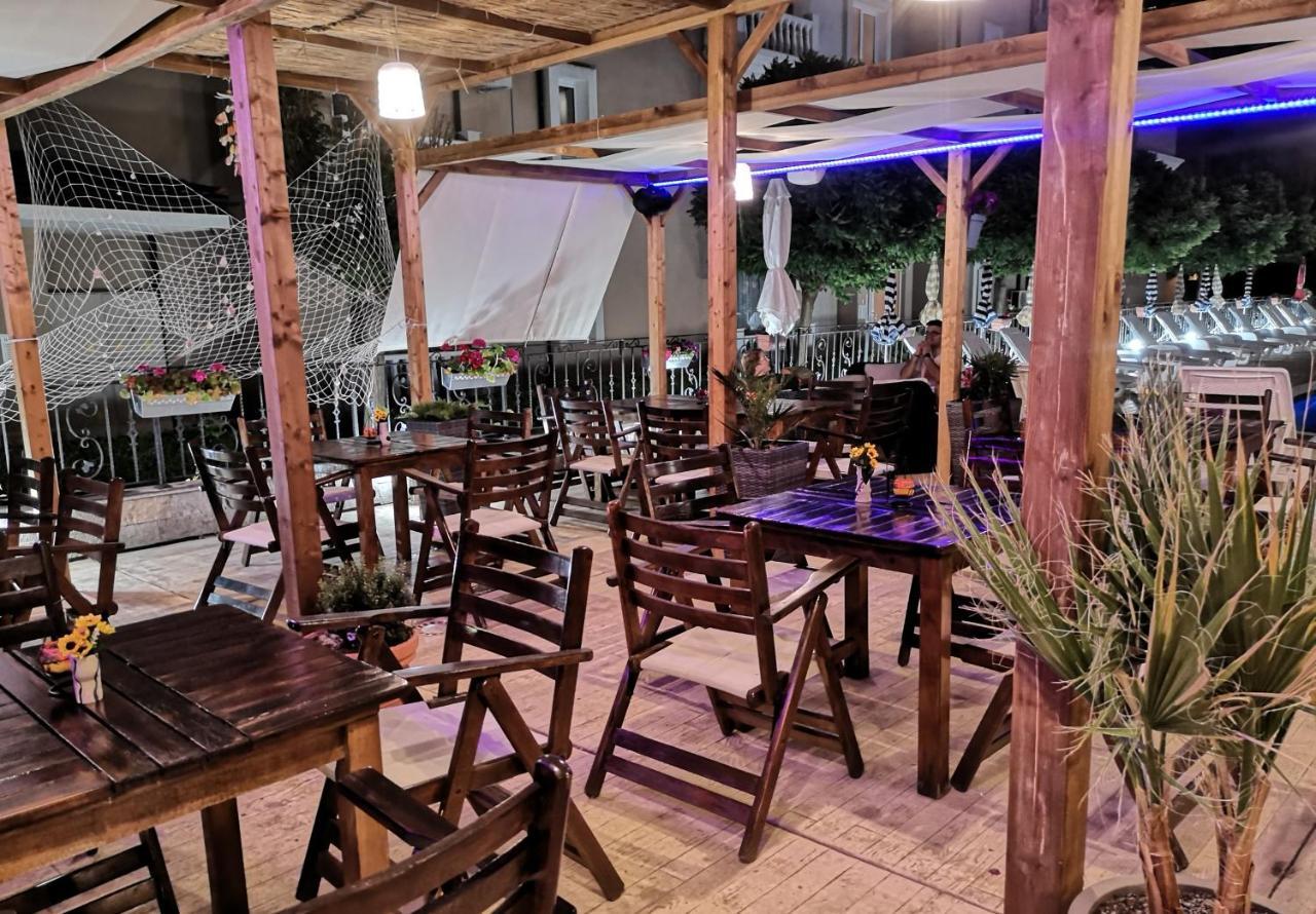 Tropics Hotel Sveti Vlas Exterior foto